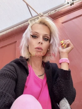 Christina Barbie - 602443666 - Contactos travestis Donostia-San Sebastián