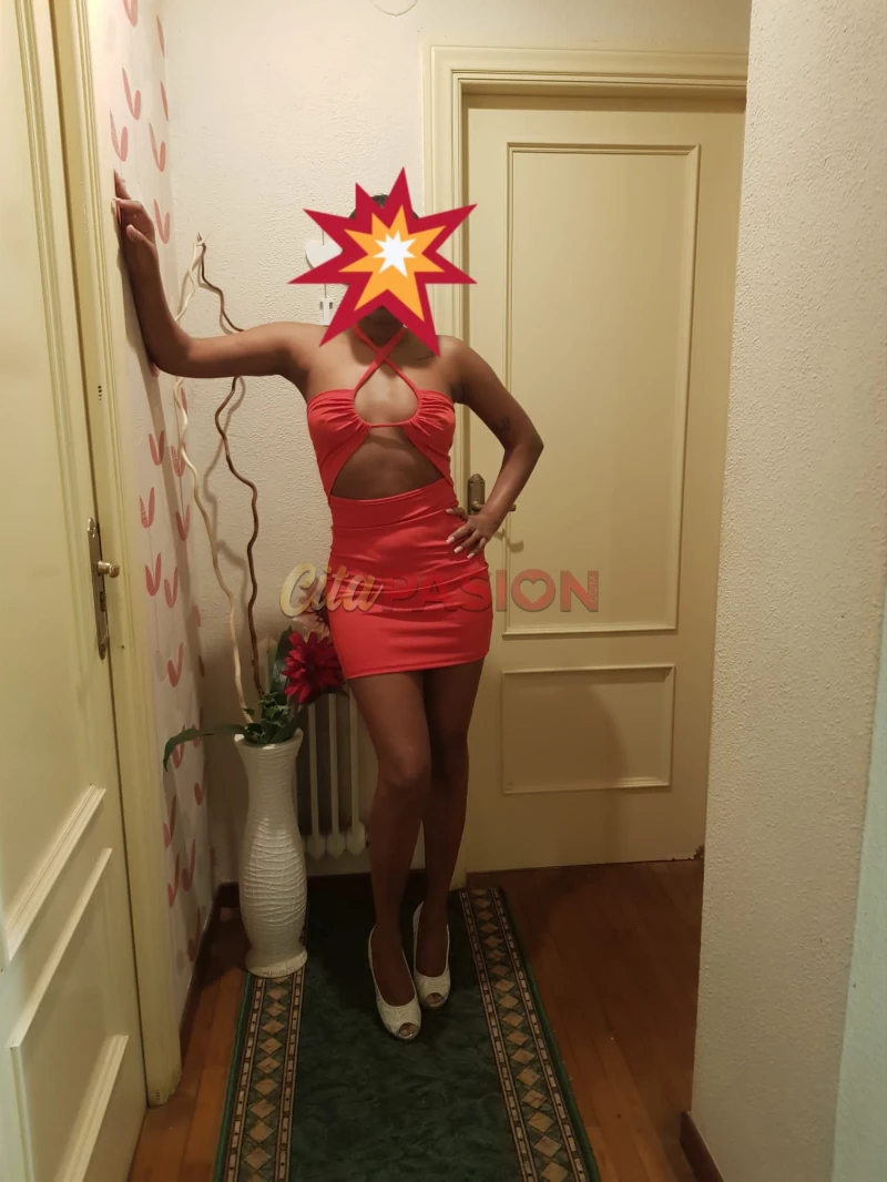 NAOMI 604239509 | Escort en Logroño. Panameña educada y aten...